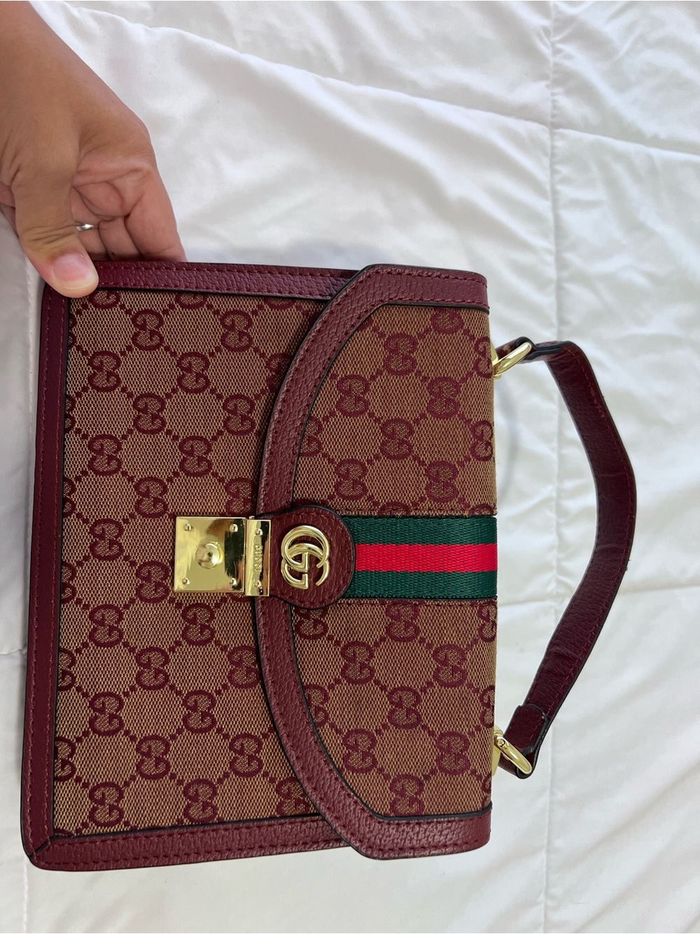 Burgundy logo G small bag - Picture 2 of 9